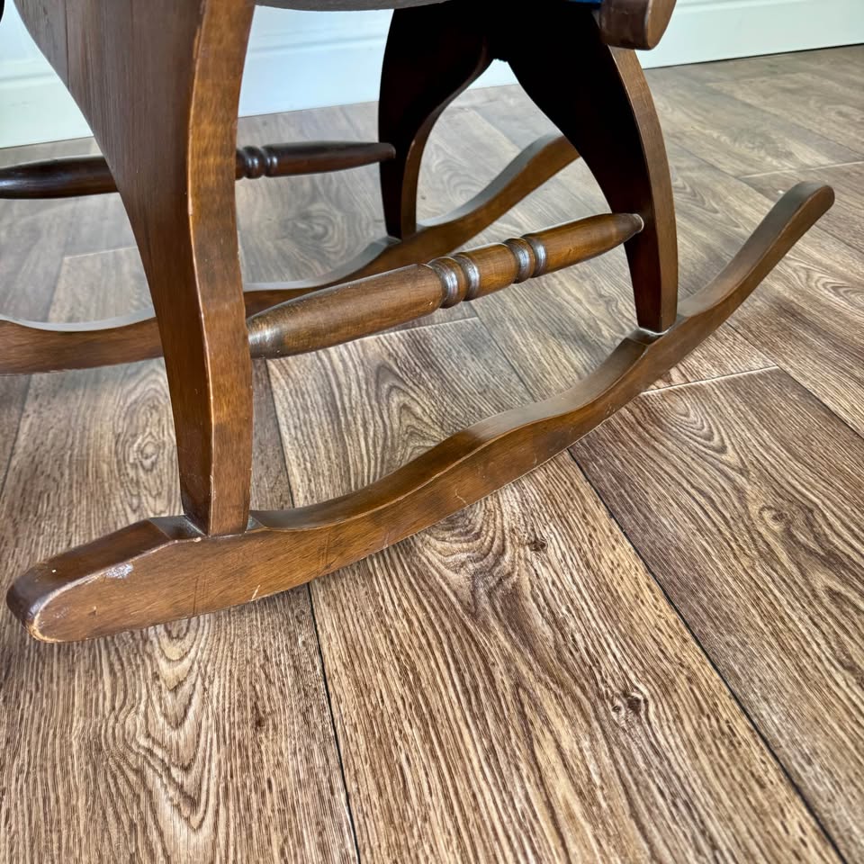 Vintage Victorian-Revival Parlor Rocking Chair – Cobalt Blue Velvet Accent Chai