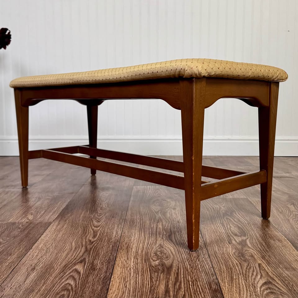 Mid-Century Upholstered Bench / Entryway or End-of-Bed Seat