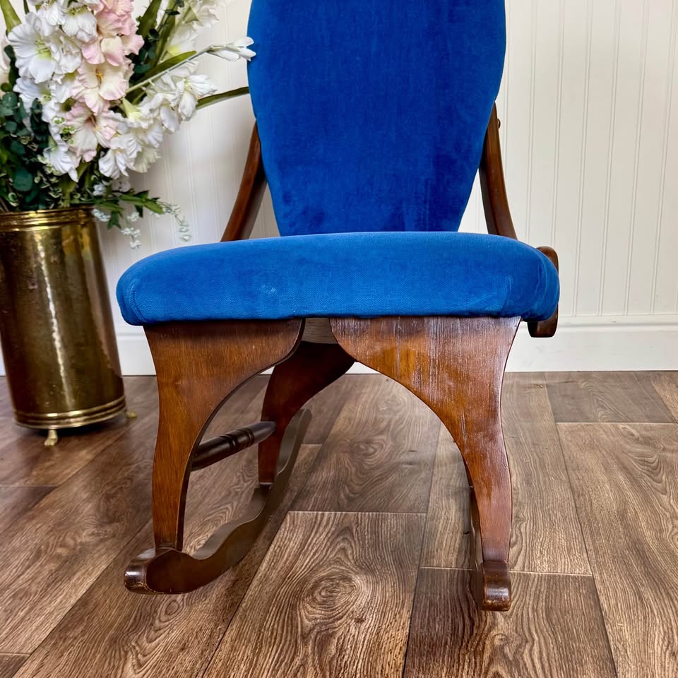Vintage Victorian-Revival Parlor Rocking Chair – Cobalt Blue Velvet Accent Chai