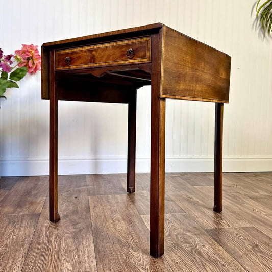 Angled view of Vintage Mahogany Wood Federal Drop Leaf End Table