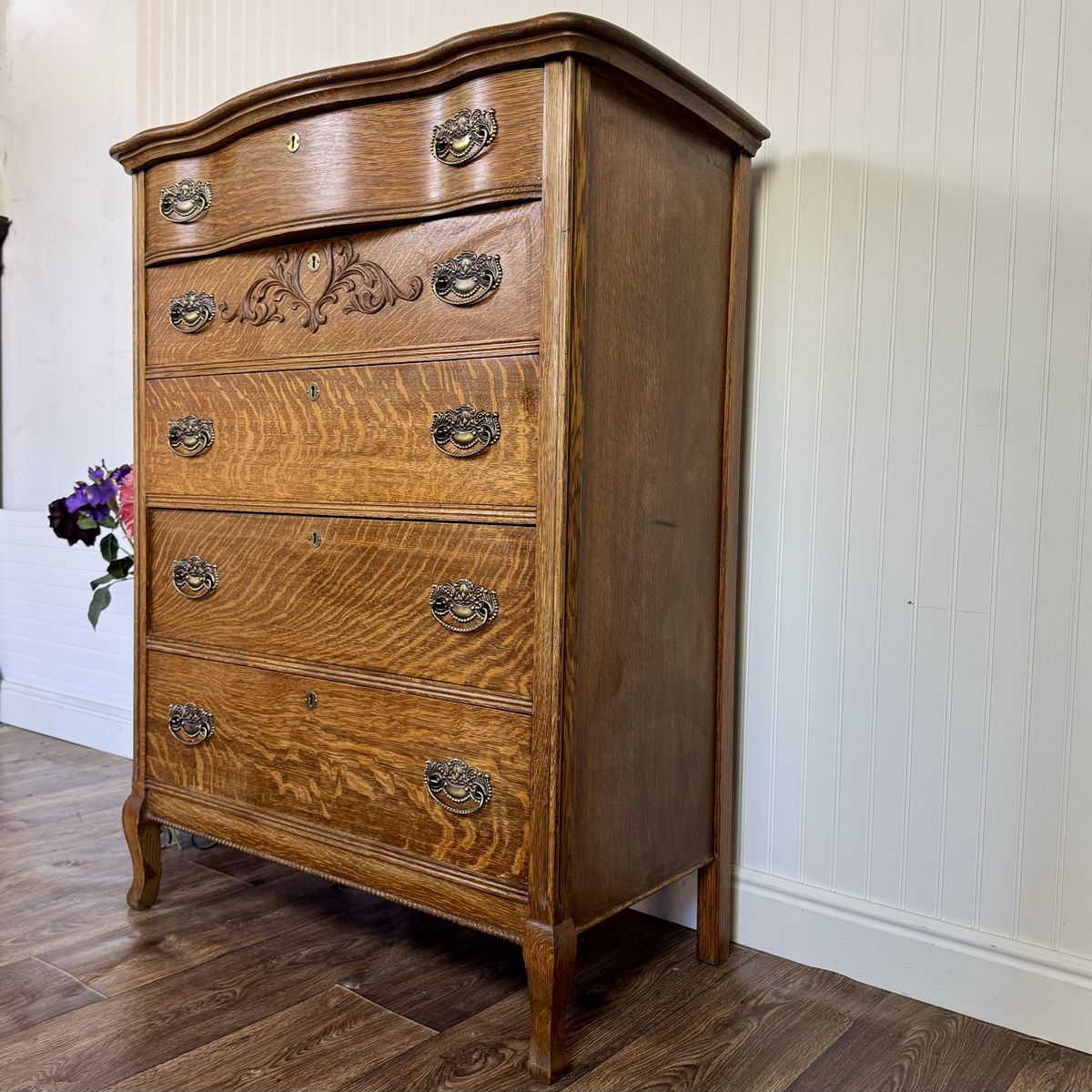 Antique Tiger Oak Serpentine 5-Drawer Dresser