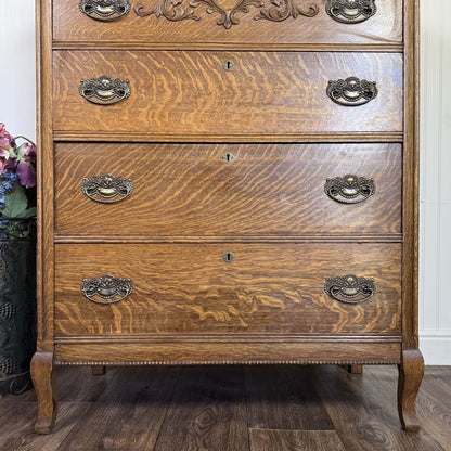 Antique Tiger Oak Serpentine 5-Drawer Dresser