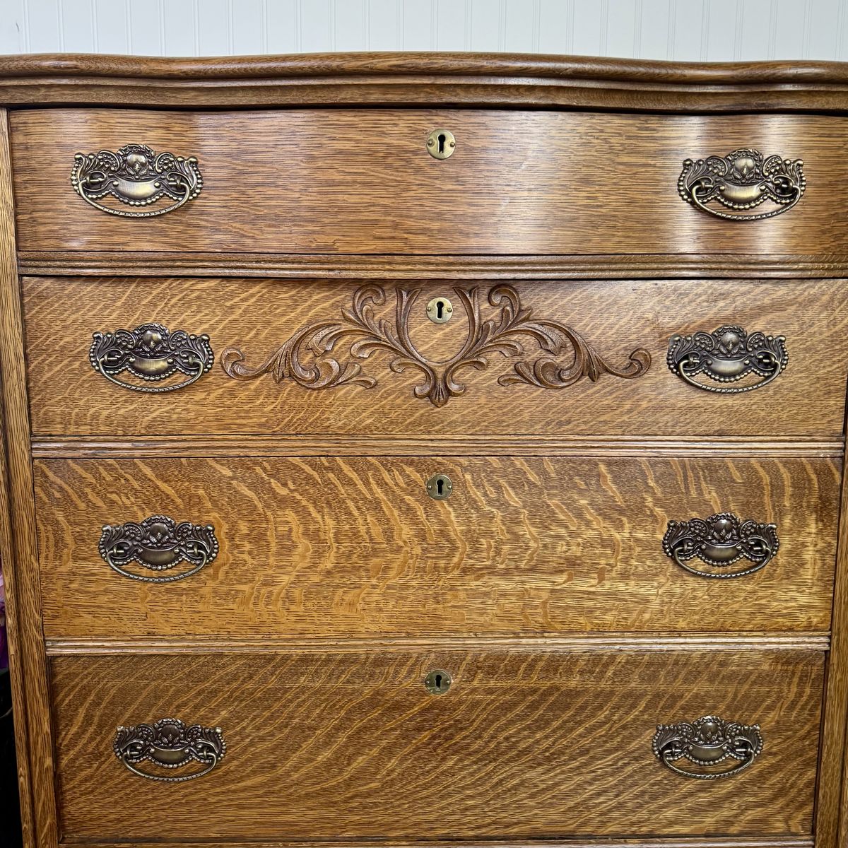 Antique Tiger Oak Serpentine 5-Drawer Dresser