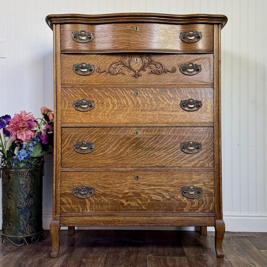 Antique Tiger Oak Serpentine 5-Drawer Dresser