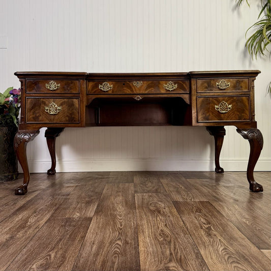 Vintage Chippendale Sligh Desk with Leather Top