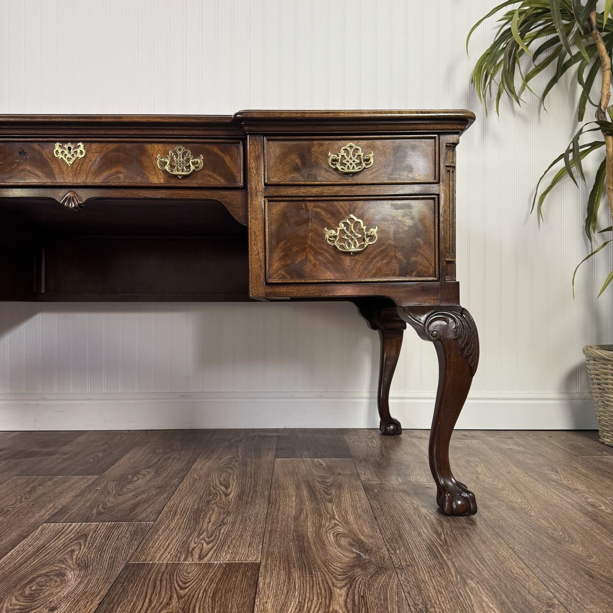 Vintage Chippendale Sligh Desk with Leather Top