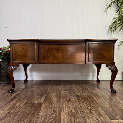 Vintage Chippendale Sligh Desk with Leather Top