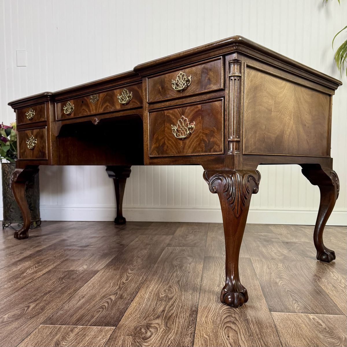 Vintage Chippendale Sligh Desk with Leather Top
