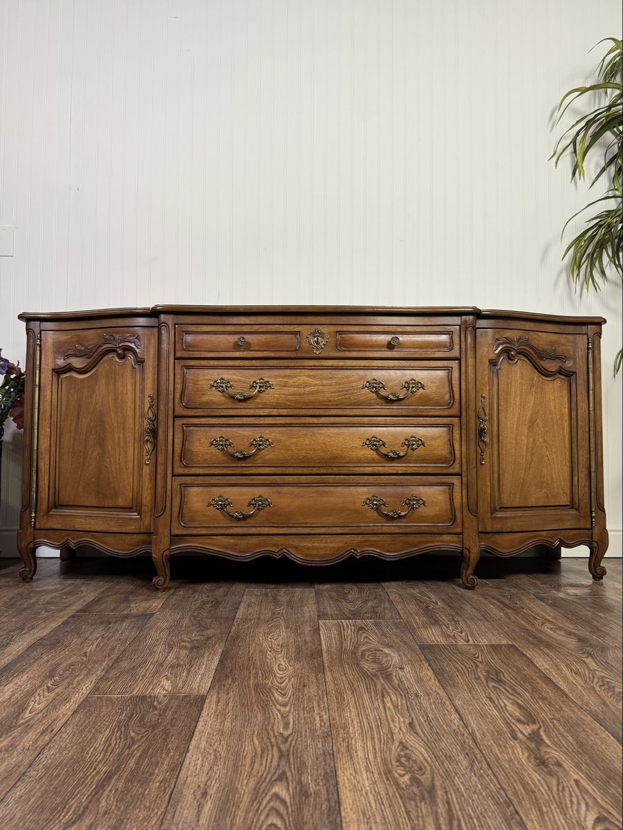 72” French Provincial Buffet & Display Cabinet – White Fine Furniture