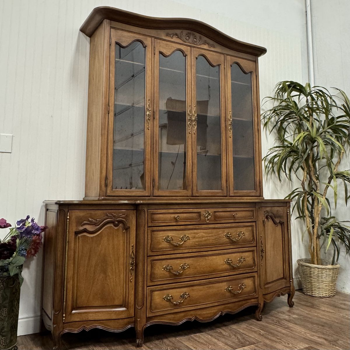 72” French Provincial Buffet & Display Cabinet – White Fine Furniture
