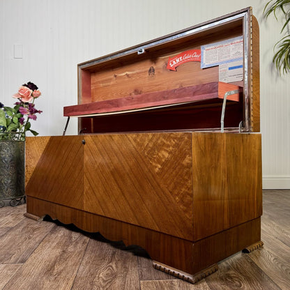 Lane Art Deco Waterfall Cedar Chest / Trunk