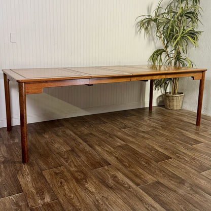 Mid-Century Chinoiserie 9-Piece Dining Set