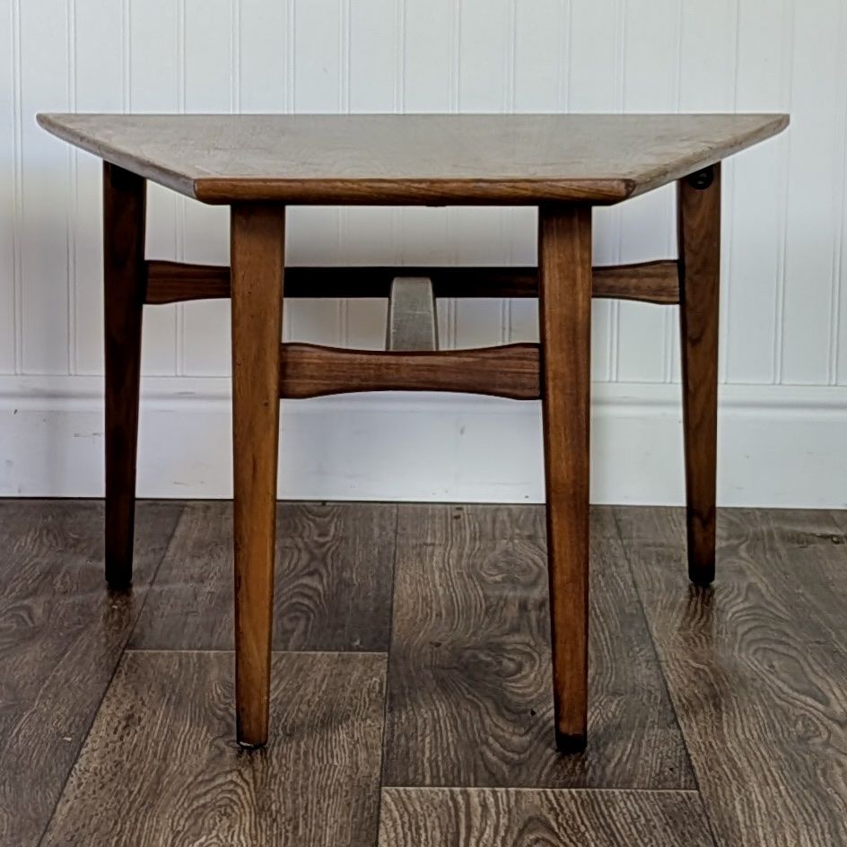 Small Vintage Mid-Century Modern Walnut Low Side Table / Cocktail Table
