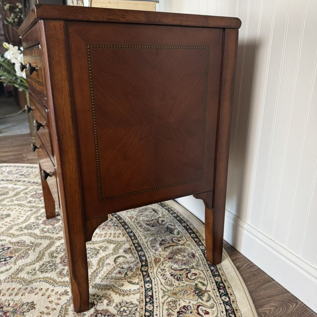 Vintage Burl Inlay Federal Style Nightstand