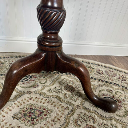 Vintage Chippendale Tilt-Top Pedestal Table
