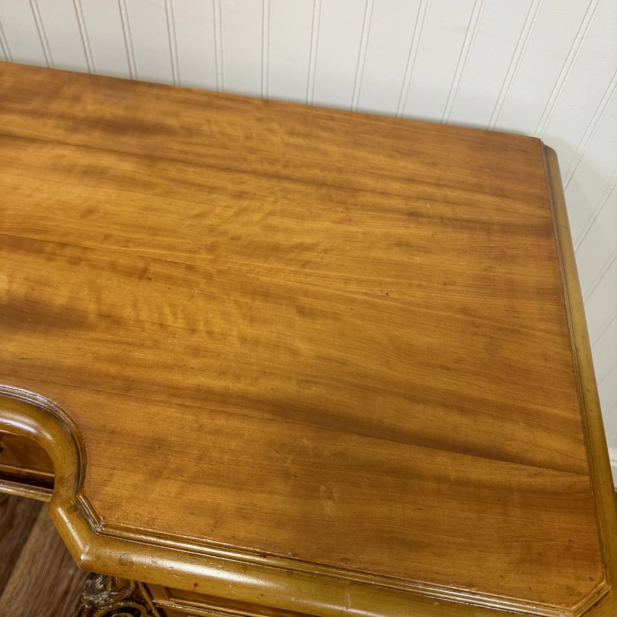 Vintage ca. 1930s French Provincial Desk / Vanity