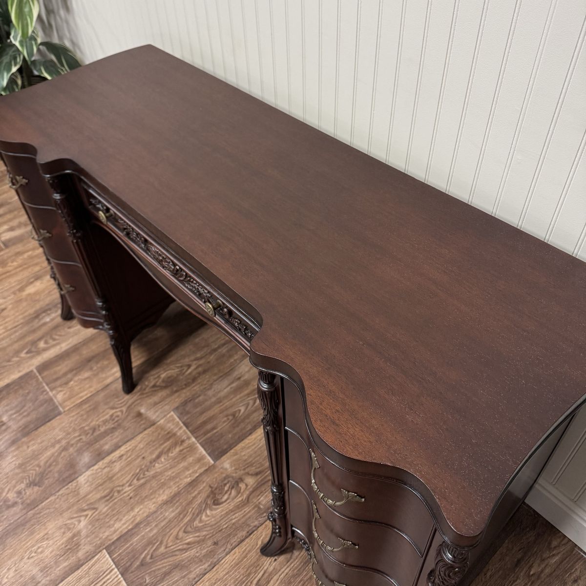 Vintage French Revival ca. 1930s Mahogany Serpentine Writing Desk / Vanity