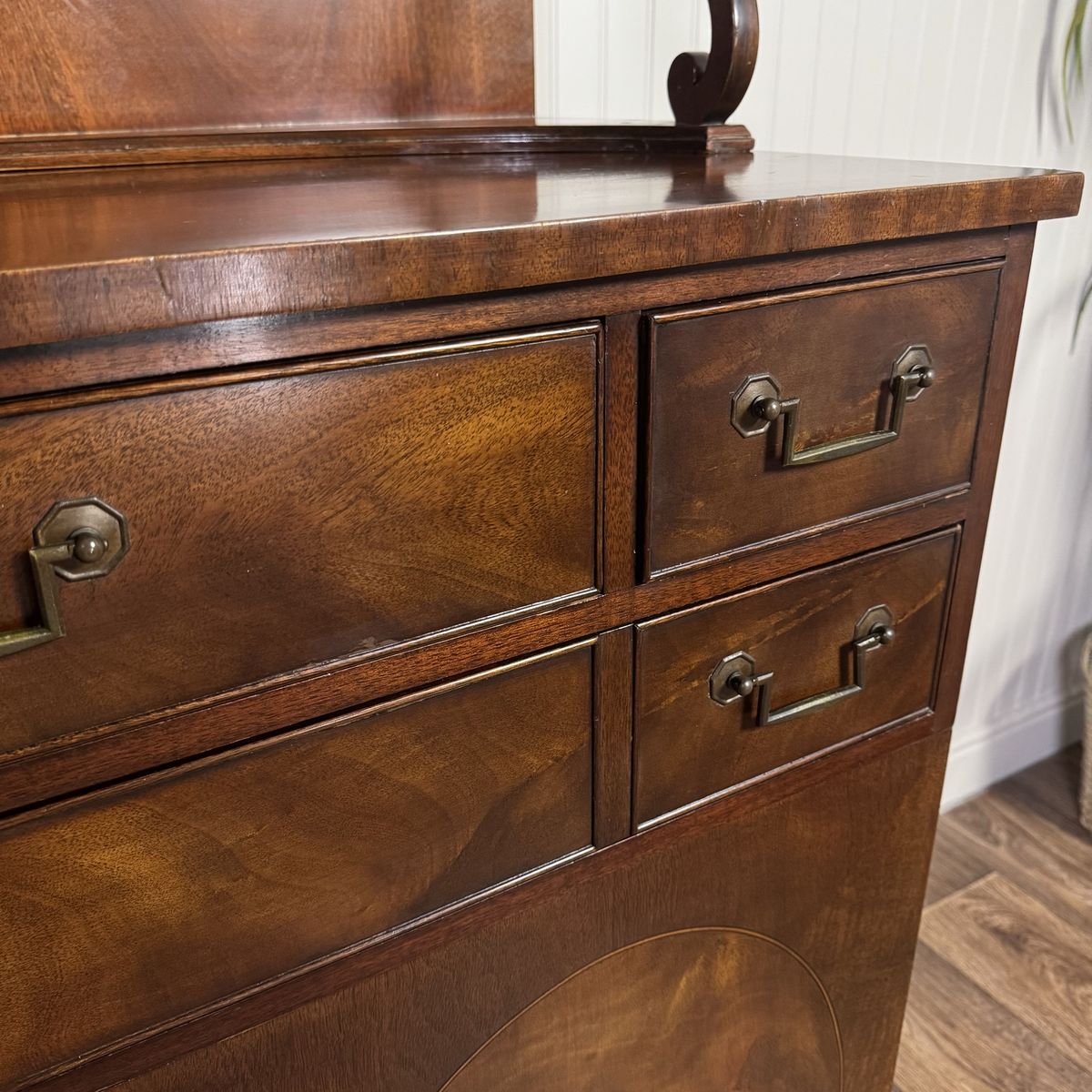 Vintage Heritage Henredon Mahogany Cabinet / Buffet with Waterfall Plate Shelf
