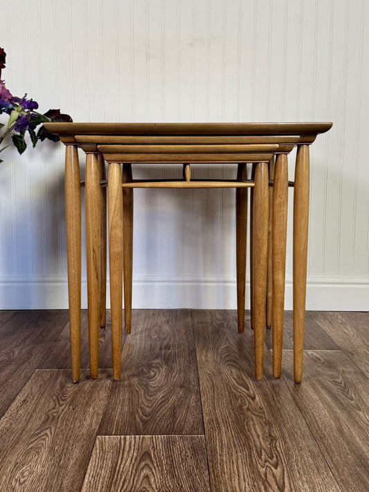 Vintage Heritage Henredon MCM Nesting Tables