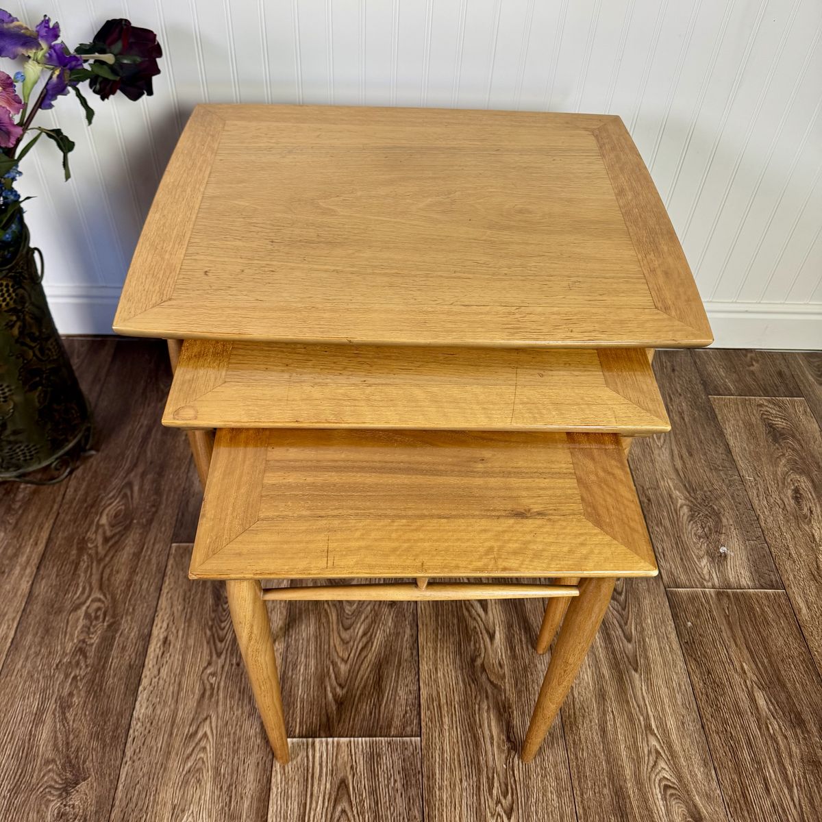 Vintage Heritage Henredon MCM Nesting Tables