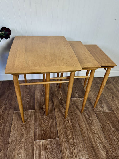 Vintage Heritage Henredon MCM Nesting Tables