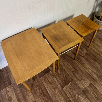 Vintage Heritage Henredon MCM Nesting Tables