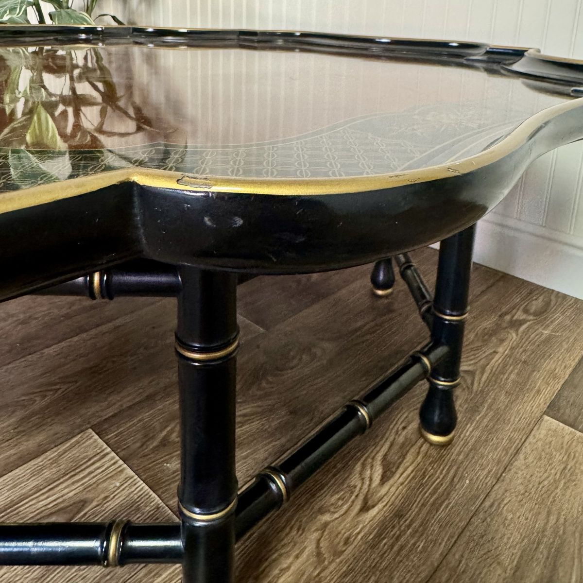 Vintage Hollywood Regency Black Lacquer Chinoiserie Coffee Table