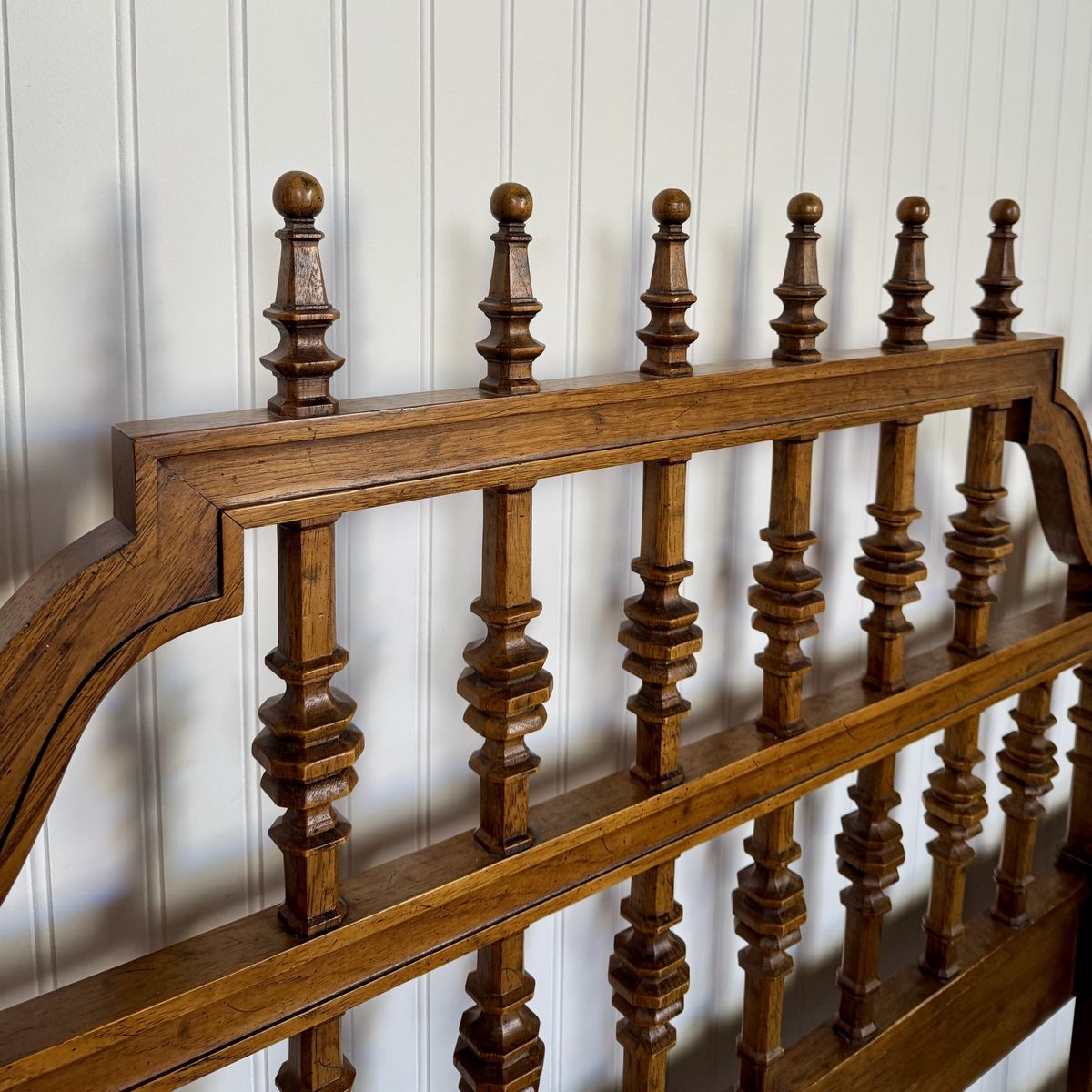 Vintage King Spindle Headboard and Rails – Morganton "Barcelona" Collection