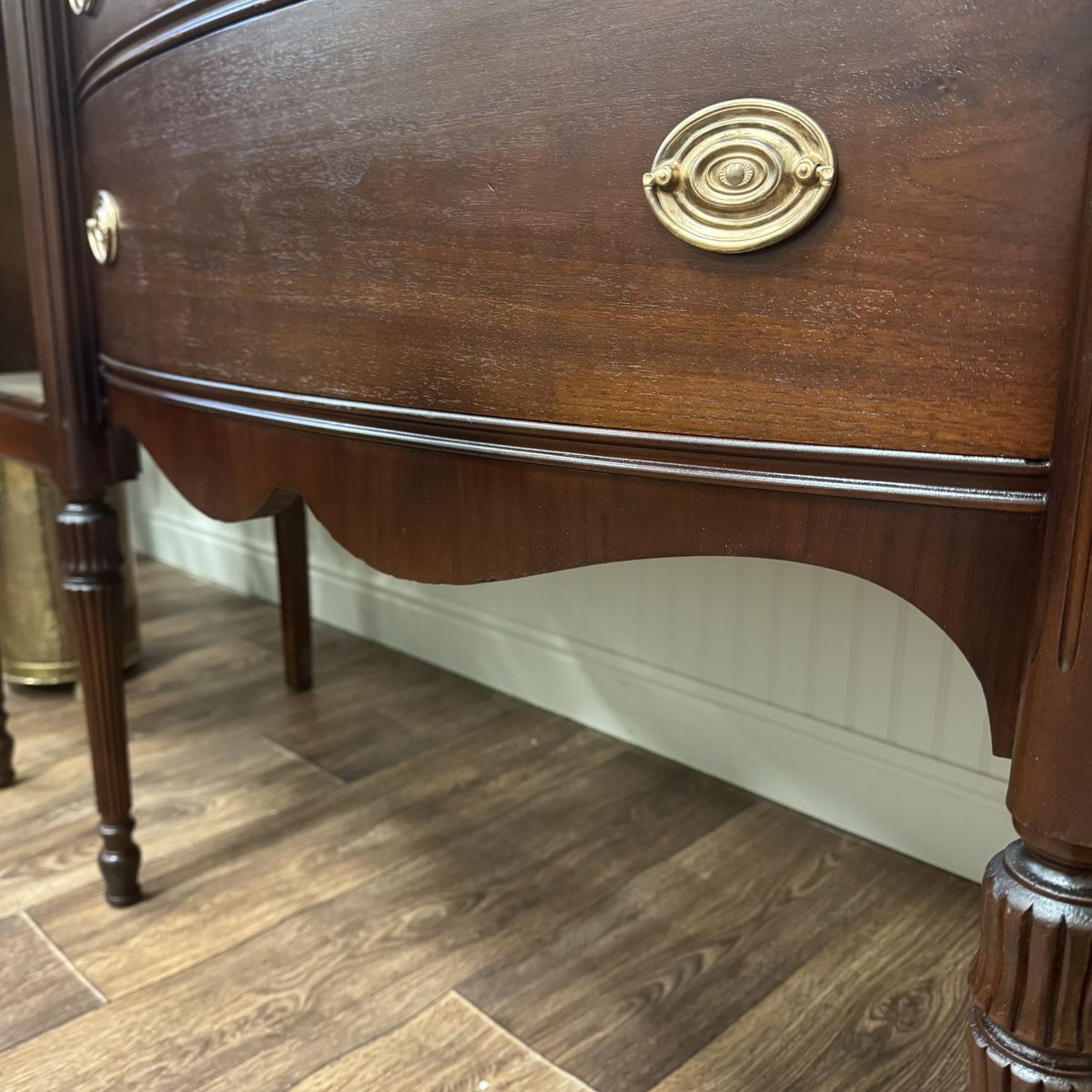 Vintage Mahogany Federal-Style Sideboard / Buffet