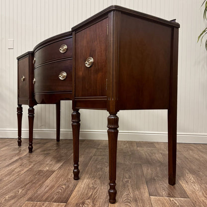 Vintage Mahogany Federal-Style Sideboard / Buffet