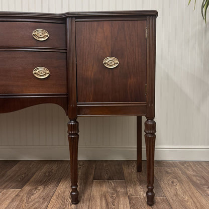 Vintage Mahogany Federal-Style Sideboard / Buffet