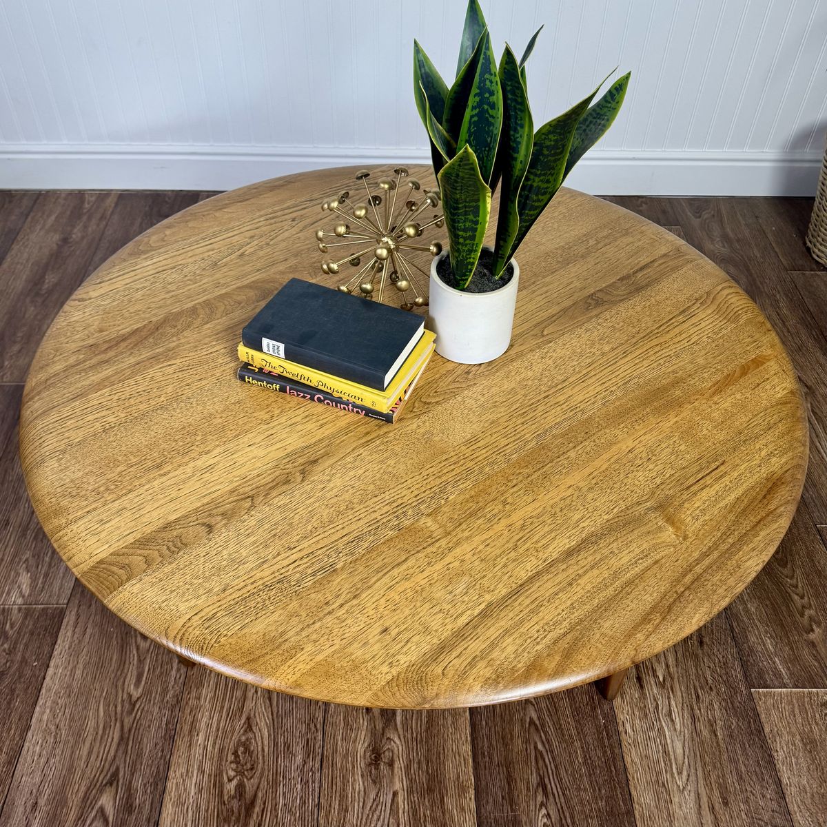 Vintage MCM Solid Oak Coffee Table w/ Spider Base