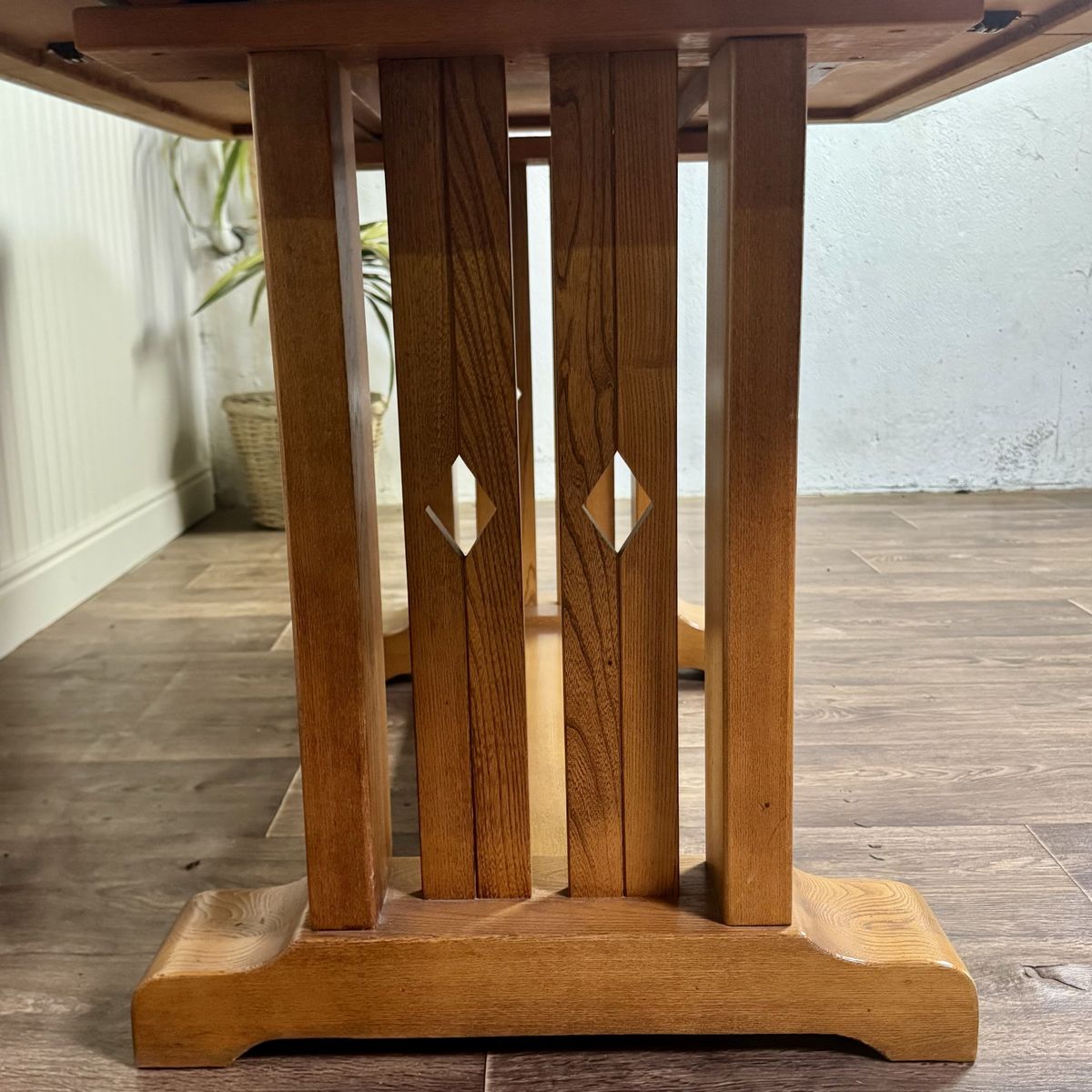 Vintage Mission-Style Oak Dining Set