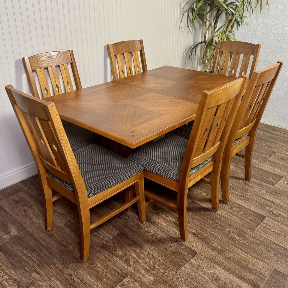 Vintage Mission-Style Oak Dining Set