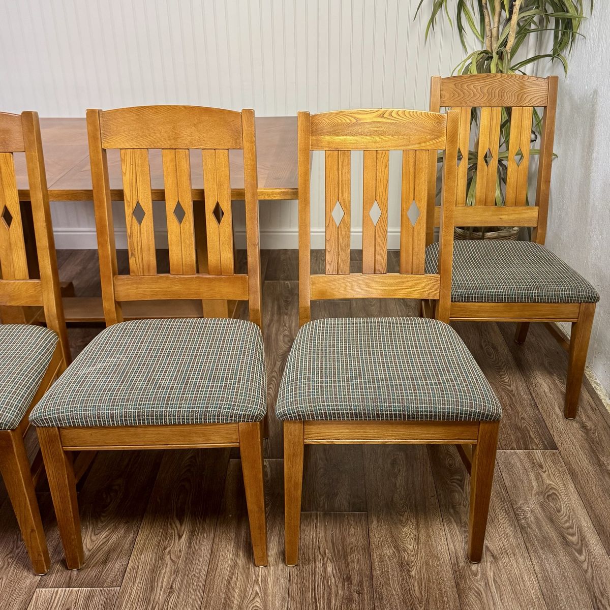 Vintage Mission-Style Oak Dining Set