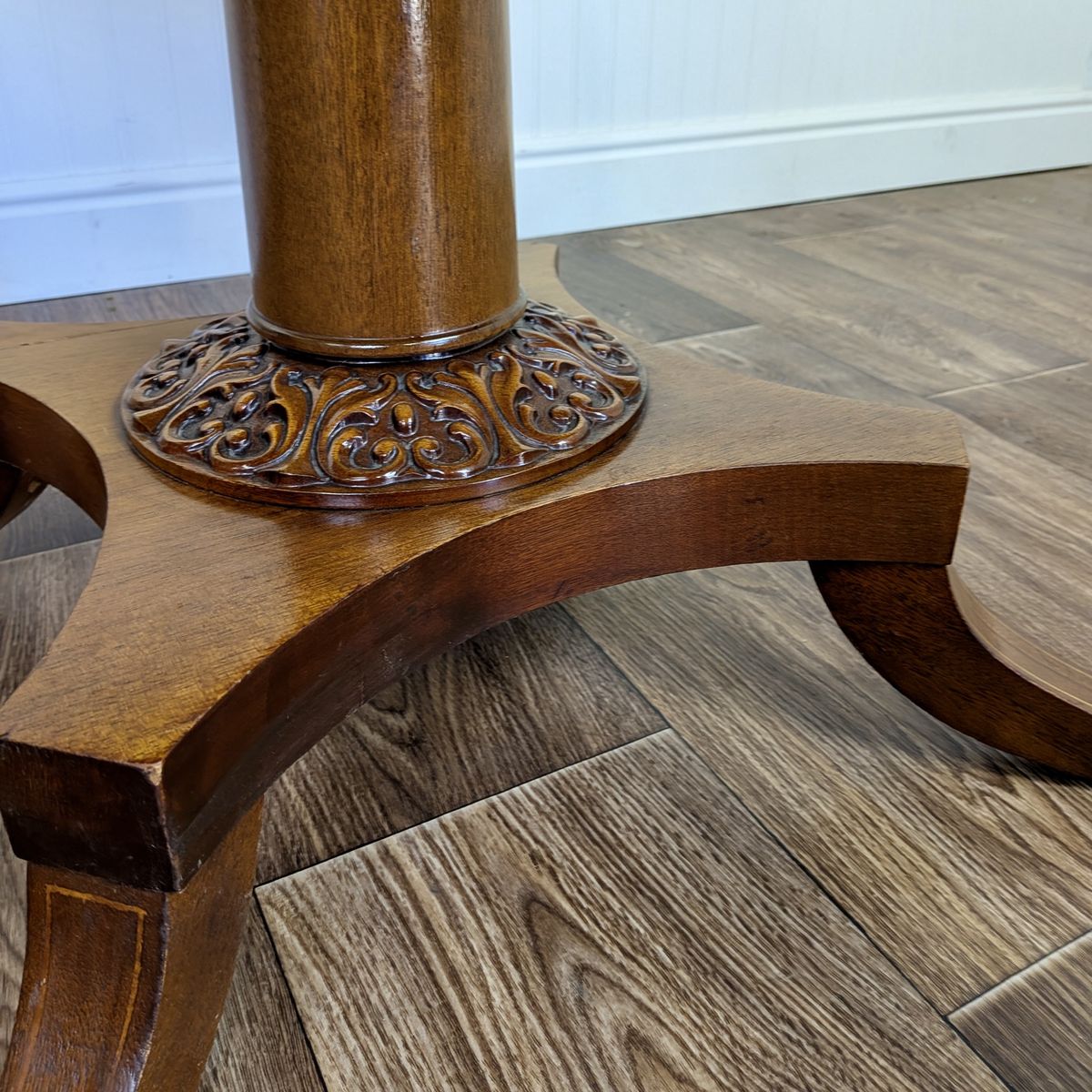 Vintage Regency-Style Drum Table with Leather Top