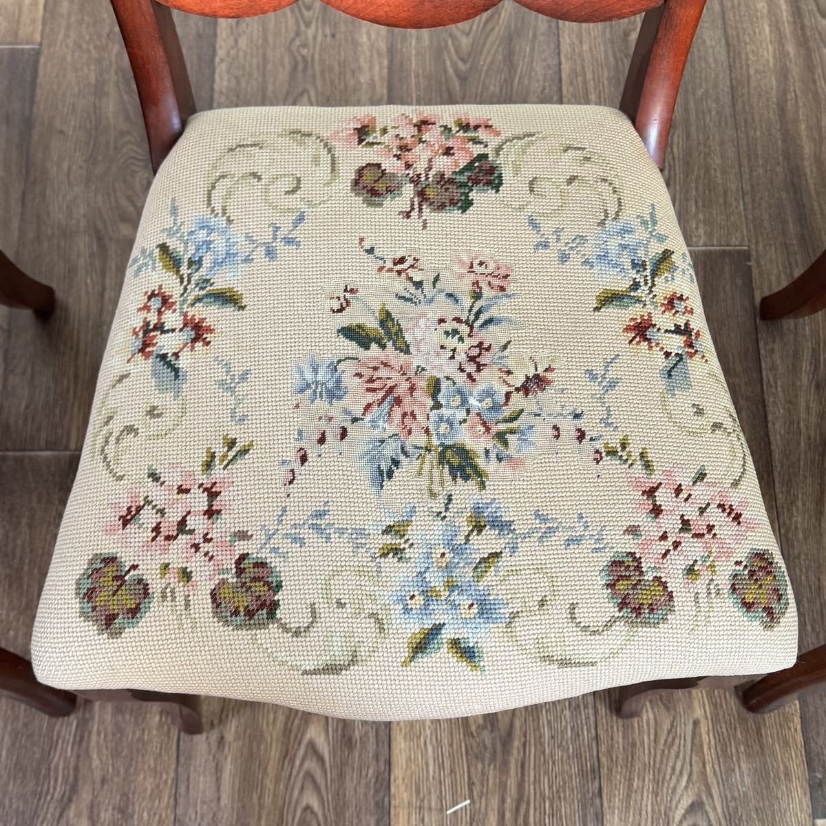 6 Vintage Victorian Rococo Revival Balloon-Back Dining Chairs with Needlepoint Seats