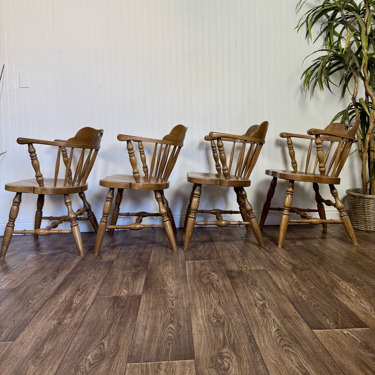 Vintage Solid Wood Windsor Spindle Captain’s Chairs – Set of 4