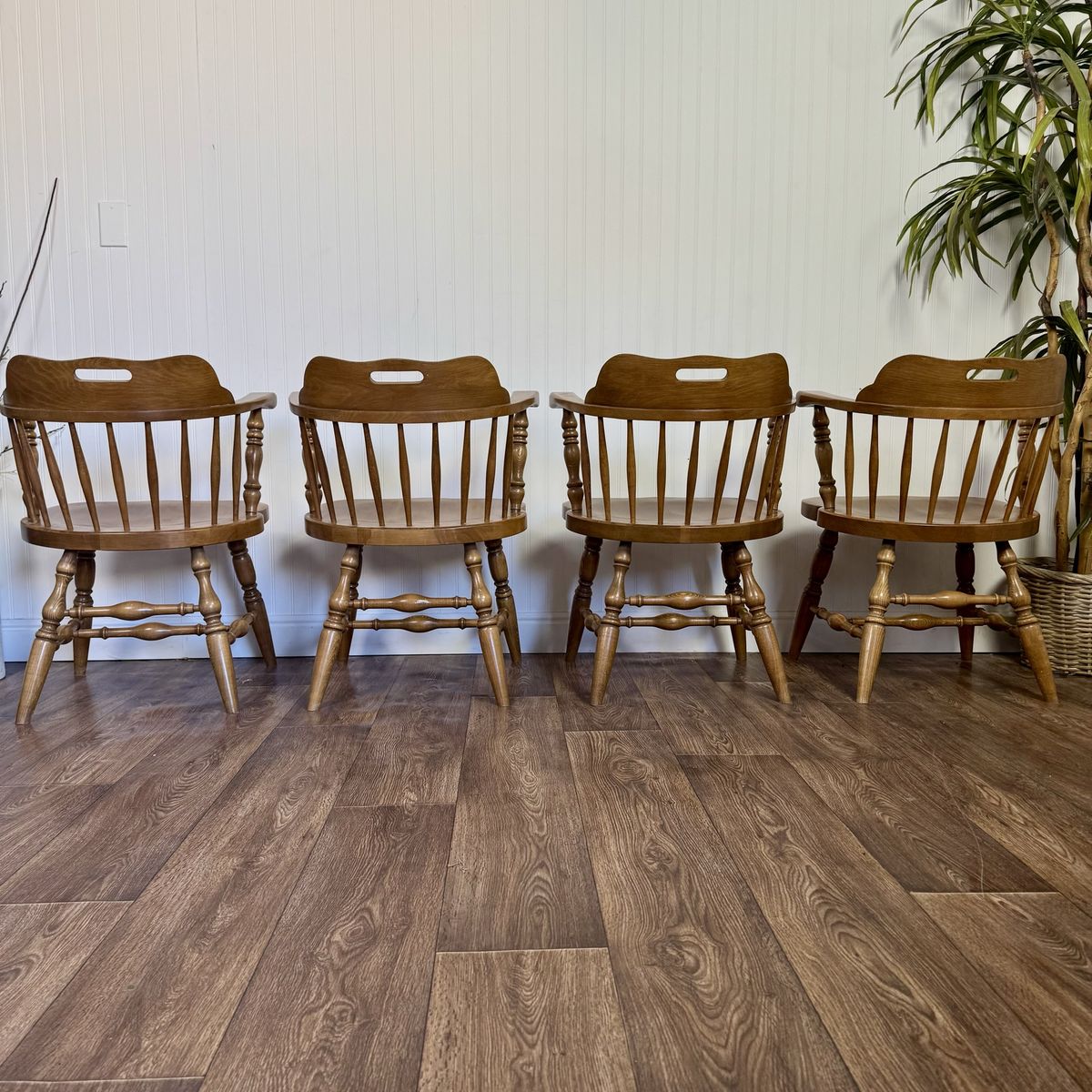 Vintage Solid Wood Windsor Spindle Captain’s Chairs – Set of 4