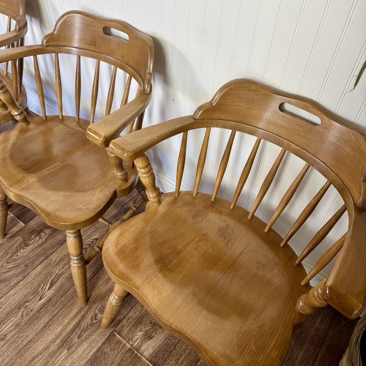 Vintage Solid Wood Windsor Spindle Captain’s Chairs – Set of 4