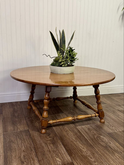 Vintage Spindle Leg Colonial Cottage Coffee Table