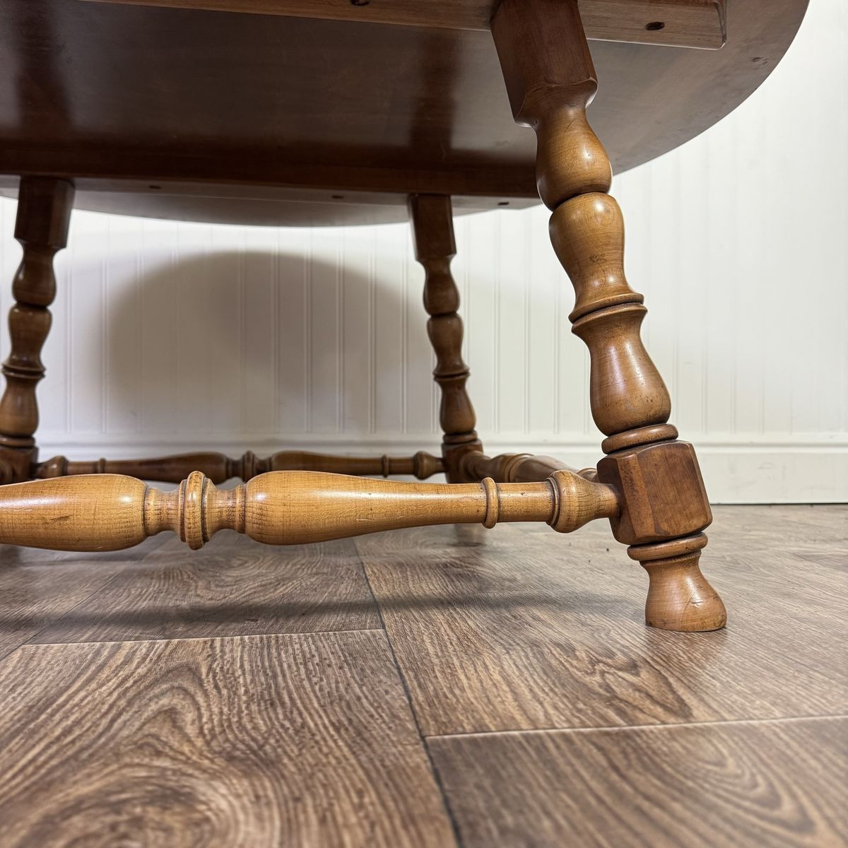 Vintage Spindle Leg Colonial Cottage Coffee Table