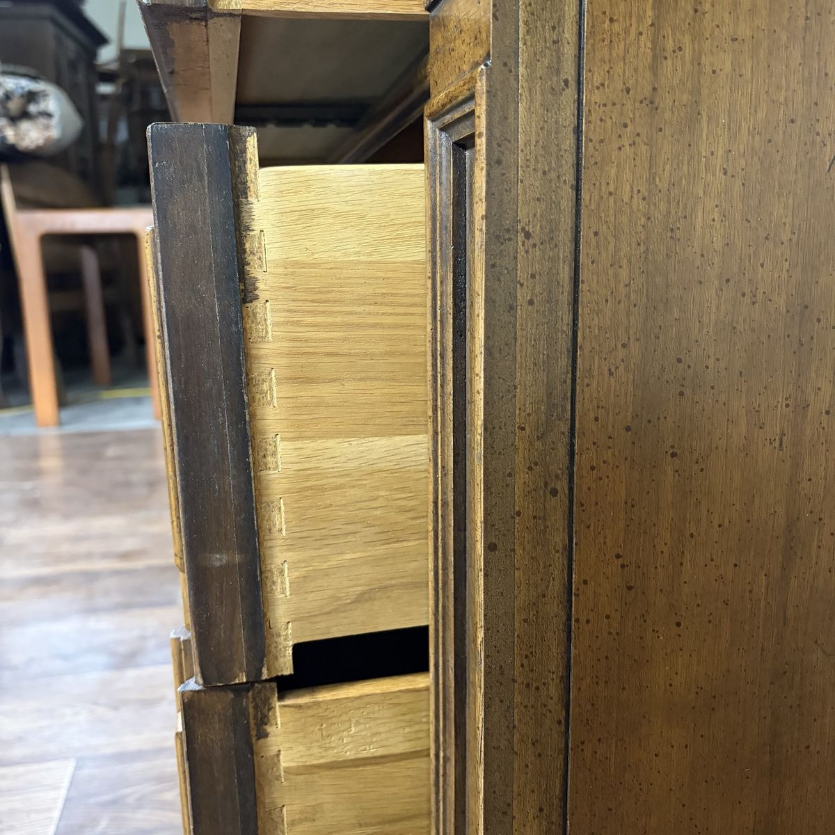 1971 Vintage Thomasville Spanish Revival Triple Dresser with Two Mirrors
