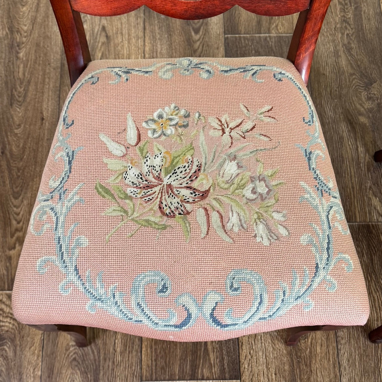 Set of 6 Vintage Victorian Rococo Revival Balloon-Back Dining Chairs with Needlepoint Seats