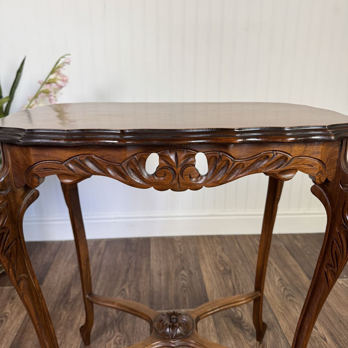 Walnut Hand-Carved French Provincial Side Table