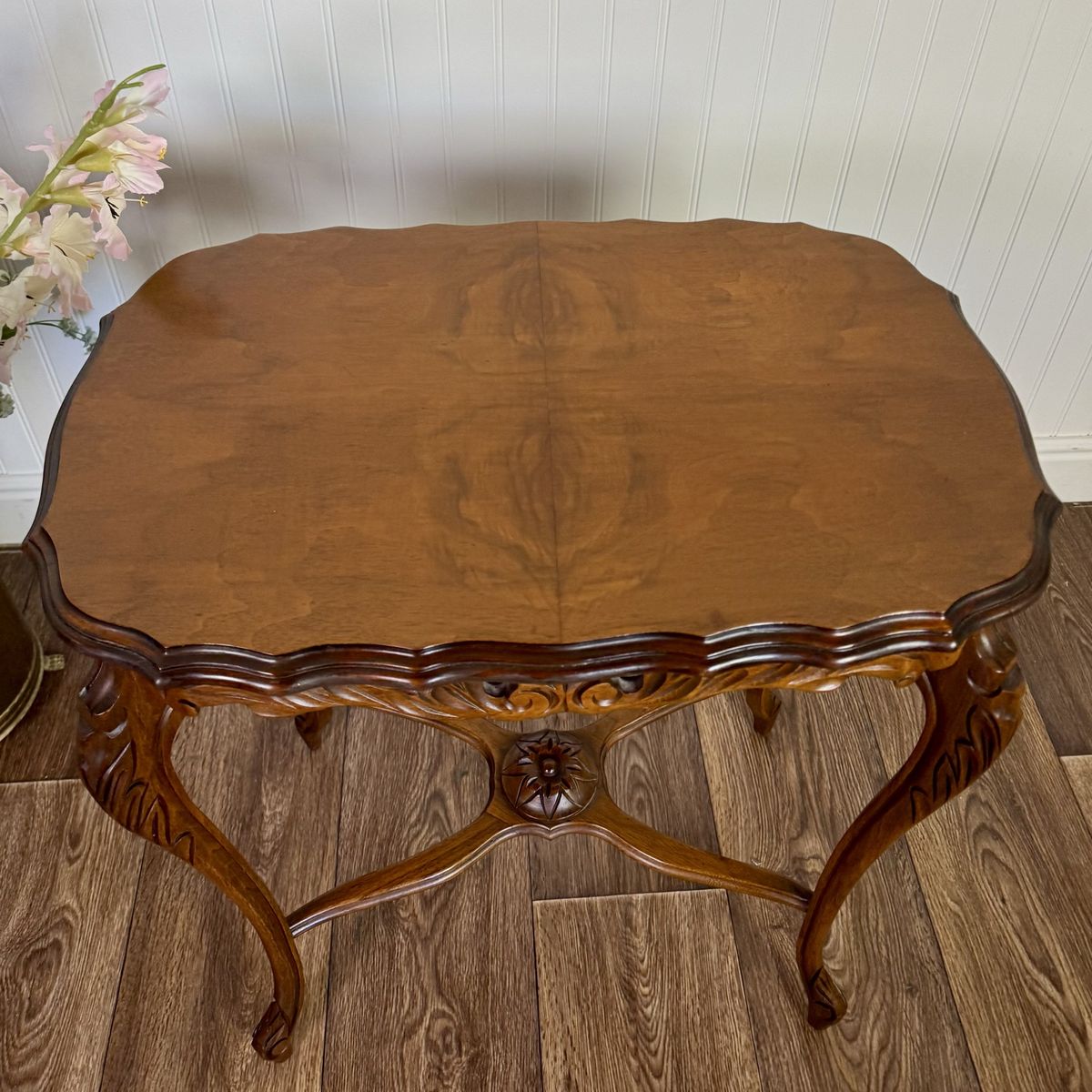 Walnut Hand-Carved French Provincial Side Table